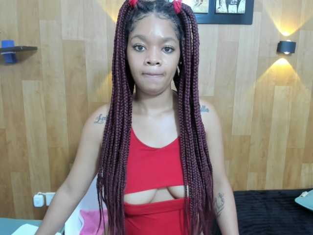 Live sex webcam photo for tiffany-01 #273926508