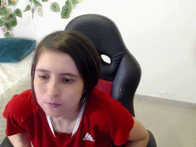 Live sex webcam photo for tiffany-69 #290937976