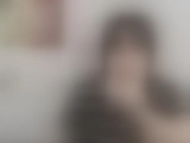 Live sex webcam photo for tiffany-69 #294131916