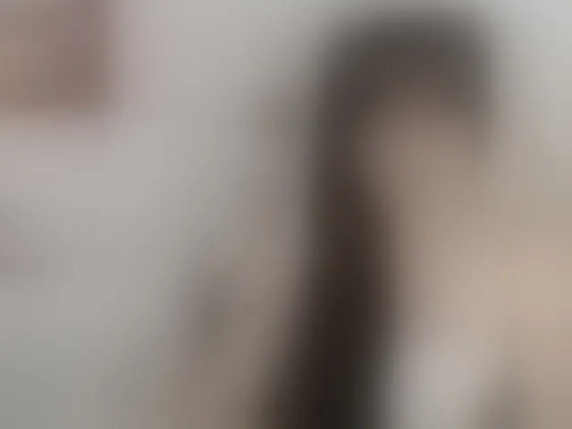 Live sex webcam photo for tiffany-69 #294149267