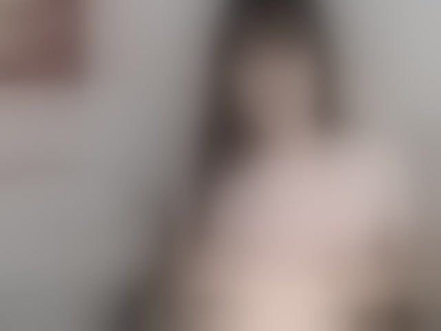 Live sex webcam photo for tiffany-69 #294273568