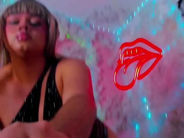 Live sex webcam photo for tiffany-deluxe #292330152