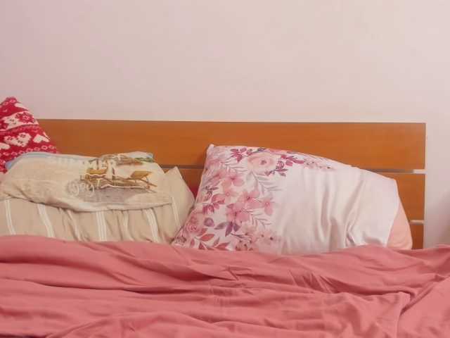 Live sex webcam photo for tiffanylovee #275545007