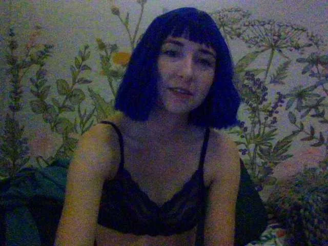 Live sex webcam photo for tilliemay #274362503