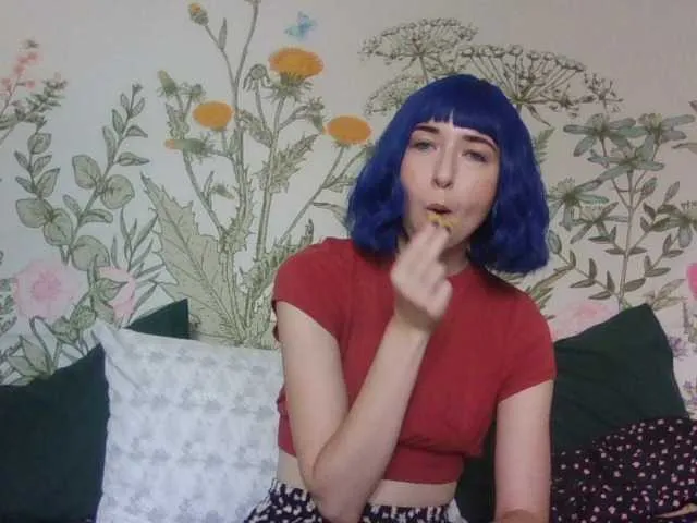 Live sex webcam photo for tilliemay #274452656