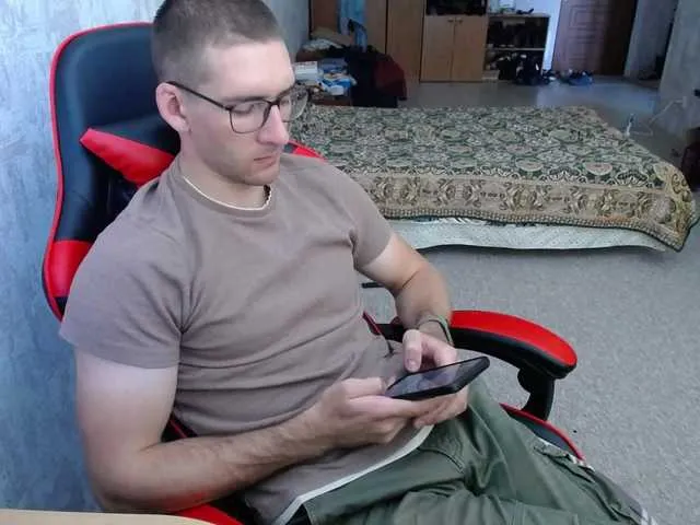 Live sex webcam photo for time-guards #275912914