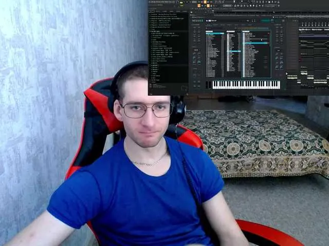 Live sex webcam photo for time-guards #290374638