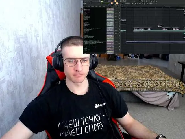 Live sex webcam photo for time-guards #290690325