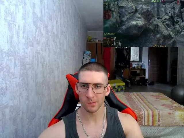 Live sex webcam photo for time-guards #291741154