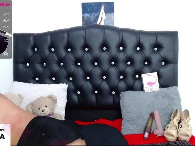 Live sex webcam photo for tina-dase #273327394