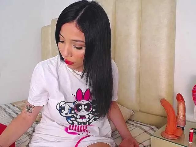 Live sex webcam photo for tinafox #272807117