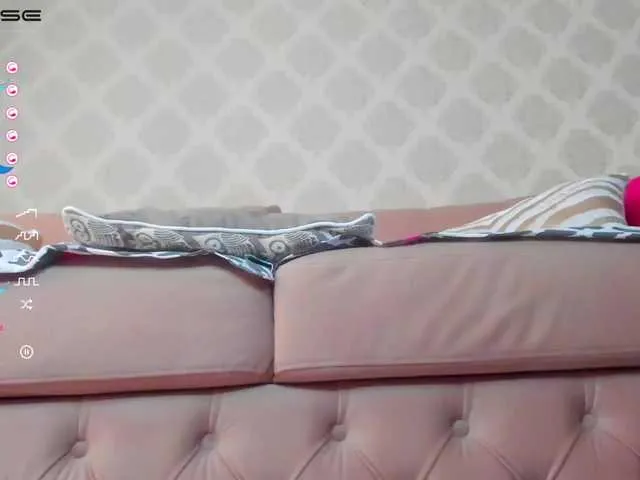 Live sex webcam photo for tinahot #273964793