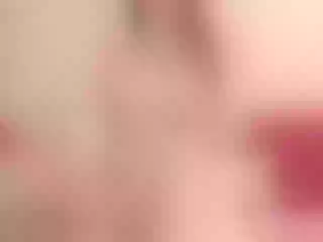 Live sex webcam photo for tinahot #275981474