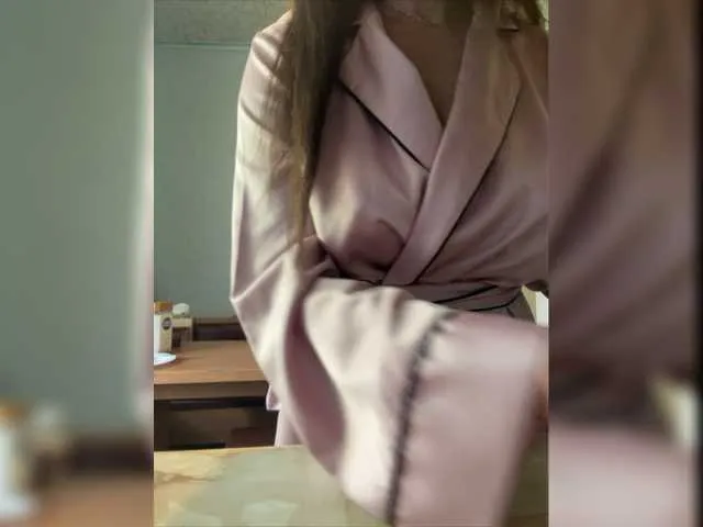 Live sex webcam photo for tinahot #276192459