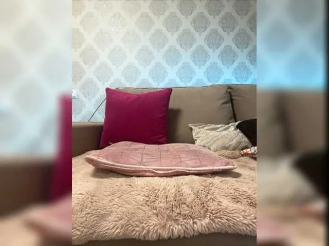 Live sex webcam photo for tinahot #276731197