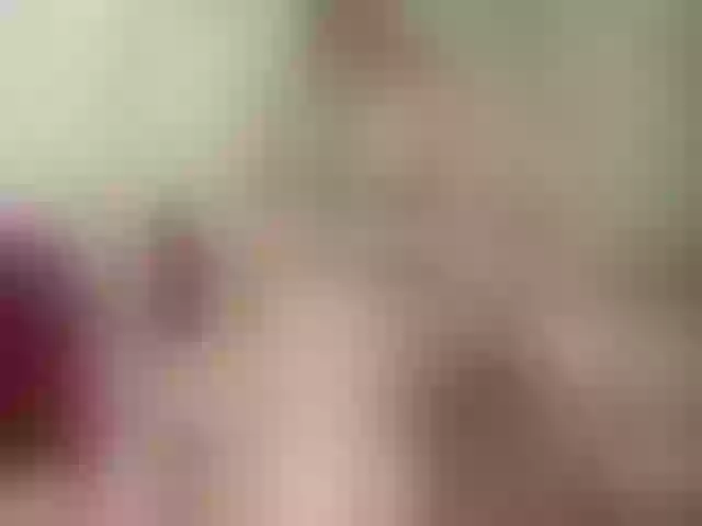Live sex webcam photo for tinahot #277339060