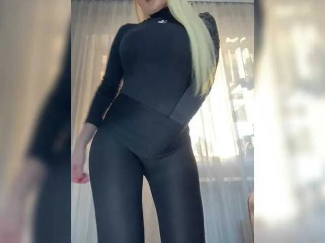 Live sex webcam photo for tinahot #290285958