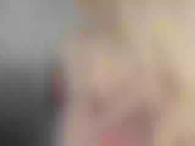 Live sex webcam photo for tinahot #291070385