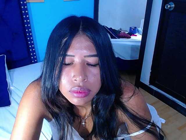 Live sex webcam photo for tiny-veronica #290365833