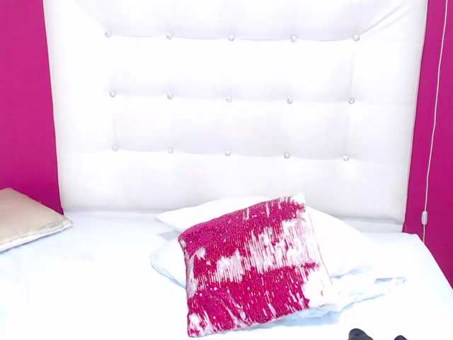 Live sex webcam photo for tiny-whore #276132400