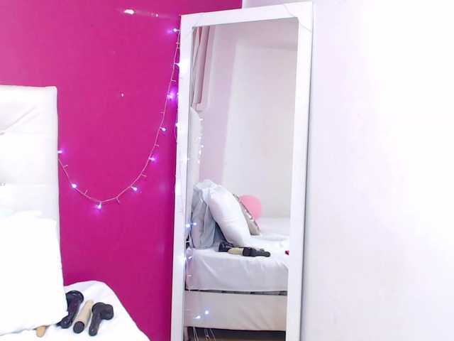 Live sex webcam photo for tiny-whore #276362783