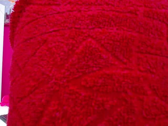 Live sex webcam photo for tiny-whore #277224046