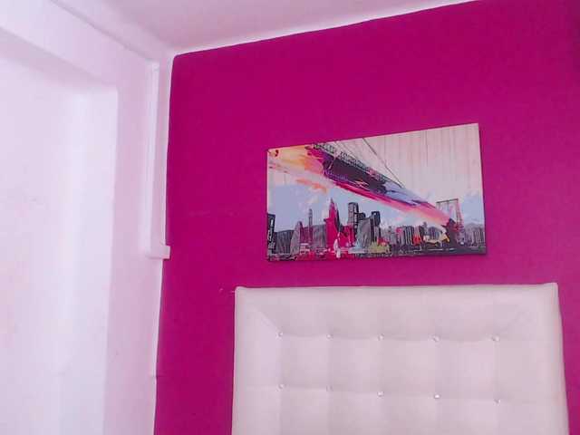 Live sex webcam photo for tiny-whore #291927510