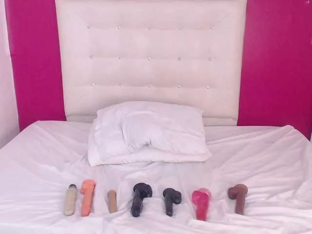 Live sex webcam photo for tiny-whore #292004797