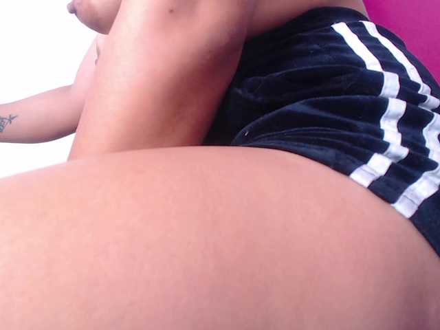 Live sex webcam photo for tiny-whore #292310903