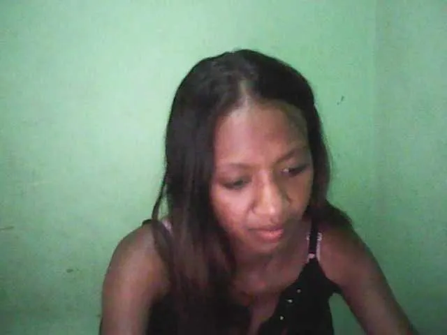 Live sex webcam photo for tinychloe #271979220