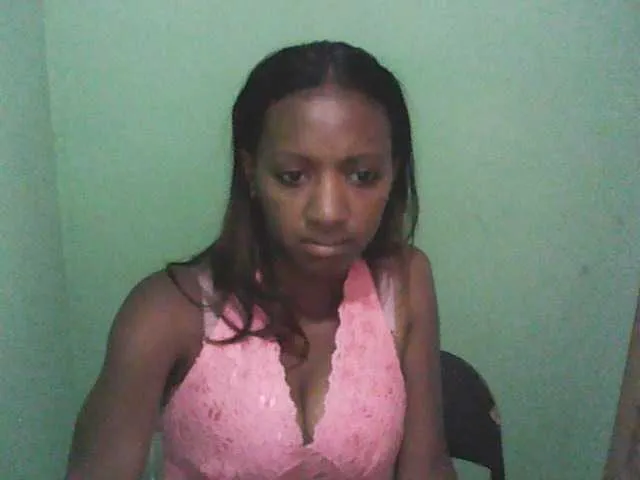 Live sex webcam photo for tinychloe #272326744