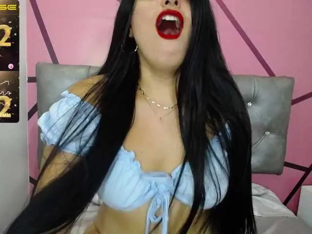 Live sex webcam photo for tinyeloise #272079092