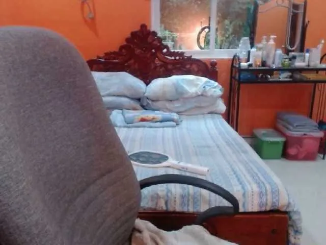 Live sex webcam photo for titanis069 #276180696