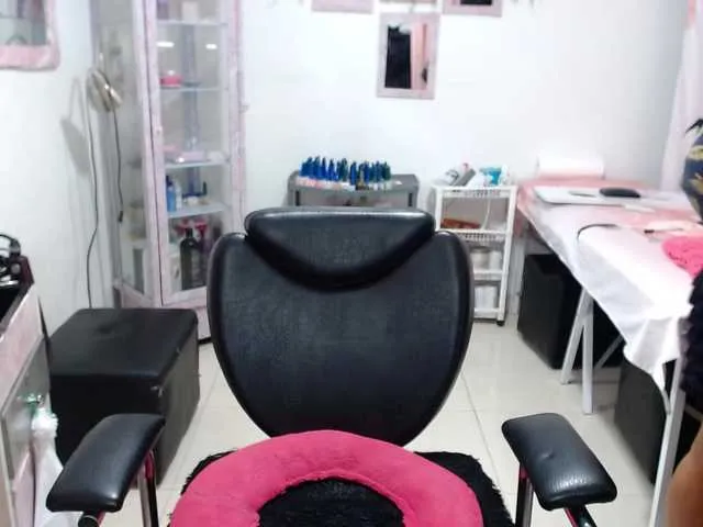 Live sex webcam photo for titsbiglovers #291474765