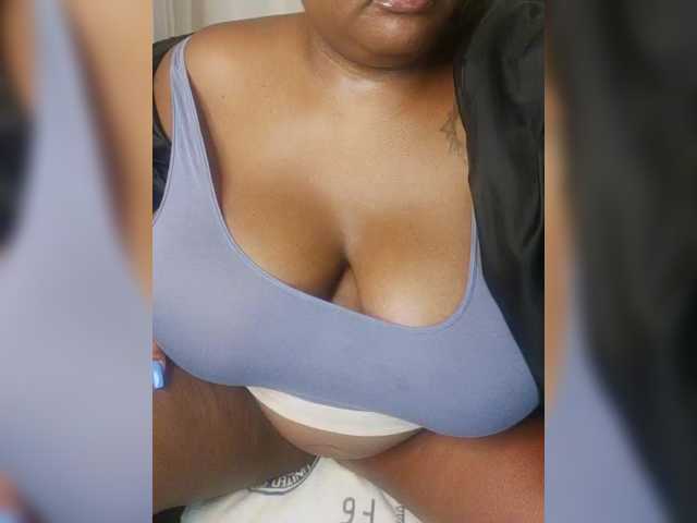 Live sex webcam photo for tittycity #290182470