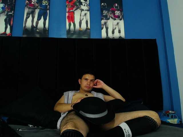 Live sex webcam photo for tiven-dark #276442798