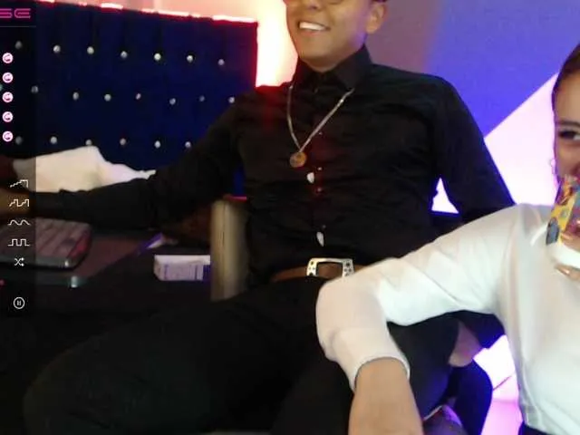 Live sex webcam photo for tom-cloe #273043419