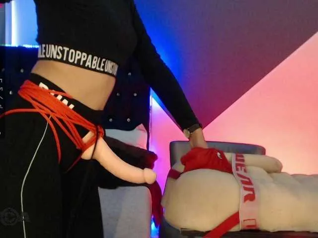 Live sex webcam photo for tom-cloe #273528653