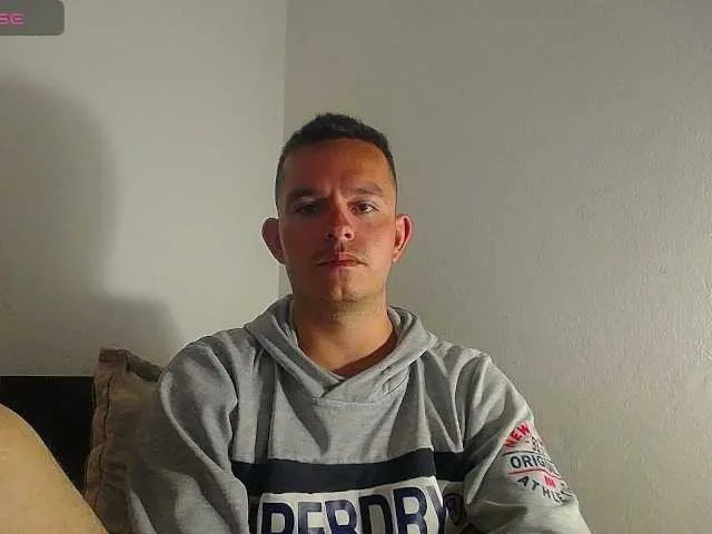 Live sex webcam photo for tomas1105 #277537146