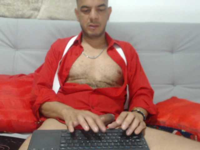Live sex webcam photo for tomasvelez #276196712