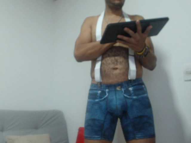 Live sex webcam photo for tomasvelez #276258499