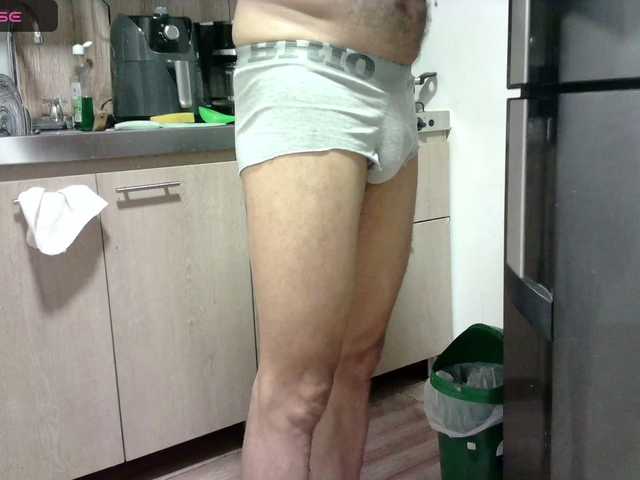 Live sex webcam photo for tomasvelez #277246898