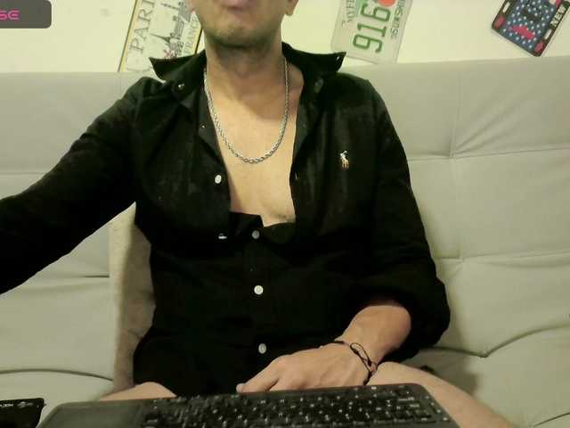 Live sex webcam photo for tomasvelez #277575762