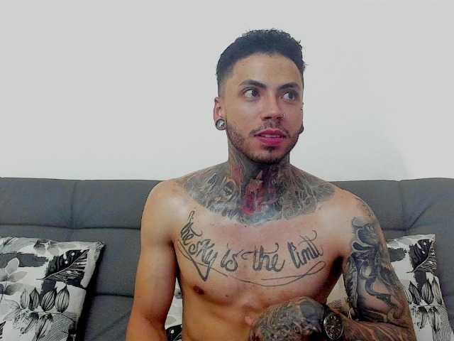 Live sex webcam photo for tomaswalker #276048237