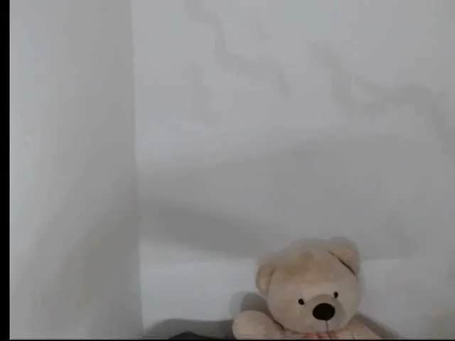 Live sex webcam photo for tomboyhot1 #274653288