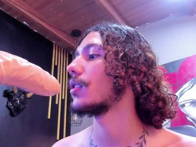 Live sex webcam photo for tommy-gregg #276922922