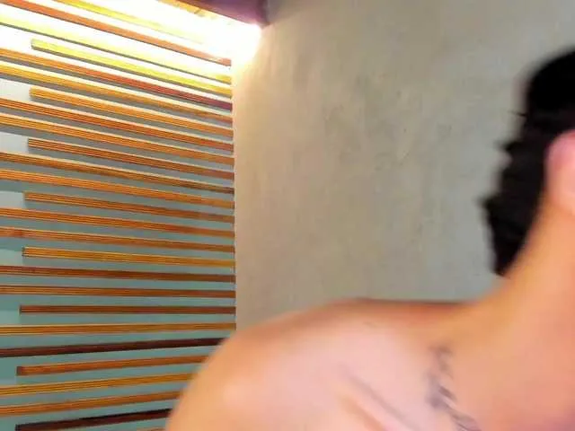 Live sex webcam photo for tommy-gregg #290424639