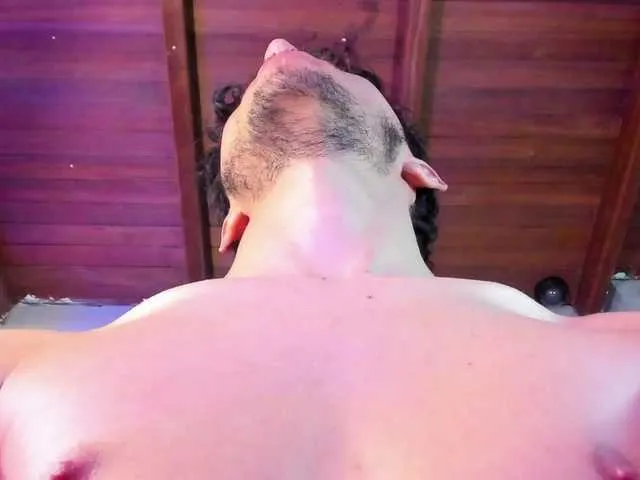 Live sex webcam photo for tommy-gregg #291502351