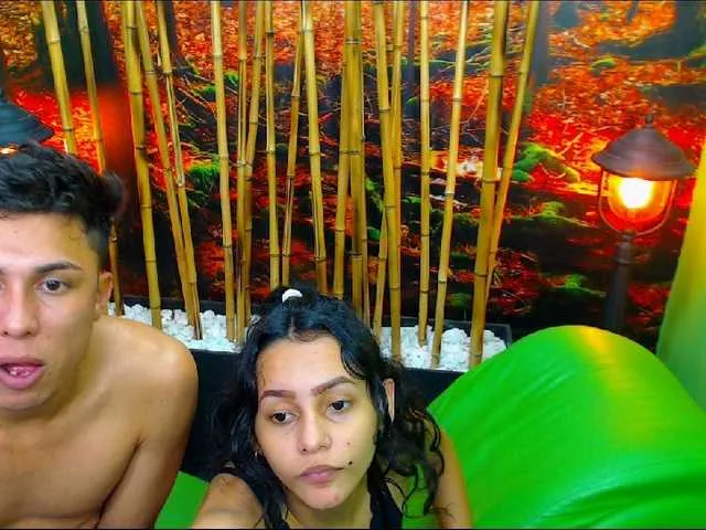 Live sex webcam photo for tommyXpamela4 #274393587