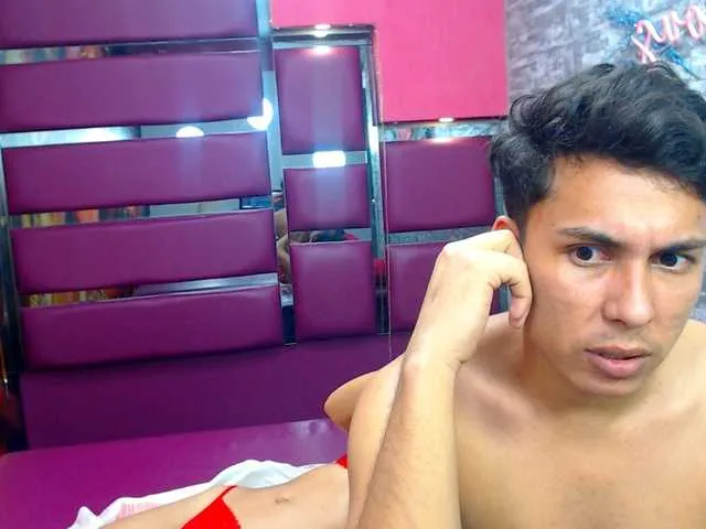 Live sex webcam photo for tommyXpamela4 #277141075
